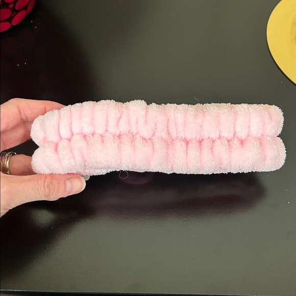 My Melody Adorable Pink Hairband with Character and Strawberry - Picture 6 of 8